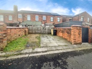 Rear- click for photo gallery